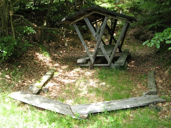 Picknickplatz am Wegesrand