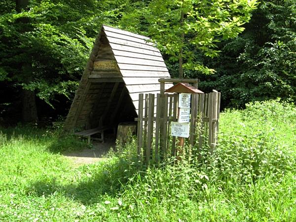 Schutzhütte an den Sieben Wegen