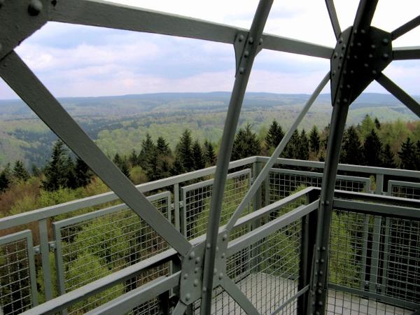 Blick vom Poppenturm über den Harz